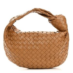 BOTTEGA VENETA Teen Jodie Bag Intrecciato-woven lambskin shoulder bag in Caramel